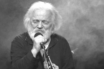 Preminuo legendarni roker Branko Marušić Čutura Preminuo legendarni roker Branko Marušić Čutura