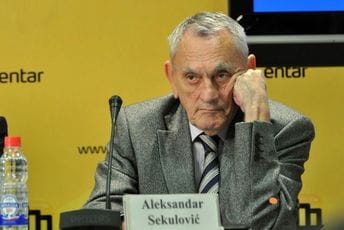 Vučiću se žuri Aleksandar Sekulović