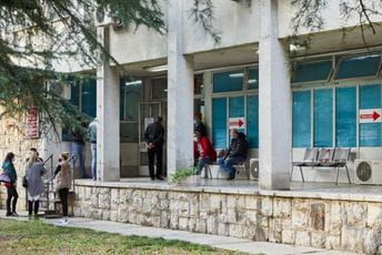 U glavnom gradu četiri punkta, u Tuzima i Golubovcima po jedan U glavnom gradu četiri punkta, u Tuzima i Golubovcima po jedan