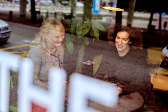 Kolundžić: Ženom se ne radja, ženom se postaje Kolundžić: Ženom se ne radja, ženom se postaje