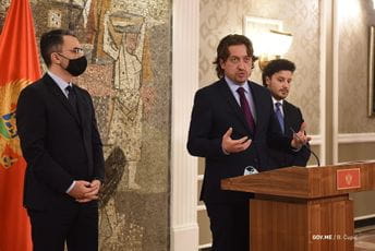 Sekulović predlaže kandidata i po cijenu pada Vlade Sekulović predlaže kandidata i po cijenu pada Vlade