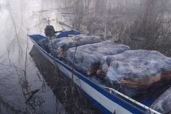 Privedene dvije osobe, na plovilu pronađeno 222 kg marihuane