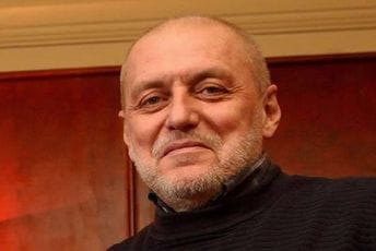 Čedomir Petrović: Đole, nije te bila vrijedna ova zemlja Čedomir Petrović: Đole, nije te bila vrijedna ova zemlja