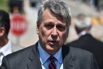 Kosnet Kurtiju: Svijet neće da čeka, nismo ni za veliku Albaniju, ni za veliku Srbiju Kosnet Kurtiju: Svijet neće da čeka, nismo ni za veliku Albaniju, ni za veliku Srbiju