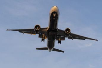 Pronađena crna kutija Boinga 737 koji se srušio u Kini Pronađena crna kutija Boinga 737 koji se srušio u Kini