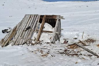 Novosel: Turisti su mi uništili katun, Tužilaštvo: Nema elemenata krivičnog djela Koliba na katunu porodice Novosel