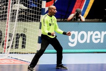 Tragedija: Preminuo Alfredo Kintana, golman Porta Tragedija: Preminuo Alfredo Kintana, golman Porta