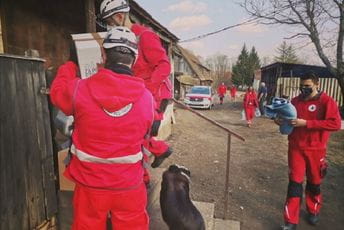 CKCG: Petrinjani zahvalni što smo došli iz Crne Gore da pomognemo CKCG: Petrinjani zahvalni što smo došli iz Crne Gore da pomognemo