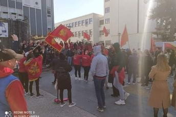 Grupa građana se spontano okupila: Ovo je crnogorsko lice Nikšića Grupa građana se spontano okupila: Ovo je crnogorsko lice Nikšića