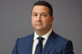 Eraković: Ko gubi ima pravo da se ljuti, panika pred siguran poraz Eraković: Ko gubi ima pravo da se ljuti, panika pred siguran poraz