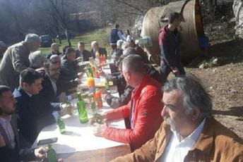 Funkcioneri DF-a kršili mjere u Kličevu Funkcioneri DF-a kršili mjere u Kličevu