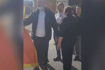 Krivokapićev apostol se aktivno uključio u kampanju u Nikšiću Krivokapićev apostol se aktivno uključio u kampanju u Nikšiću