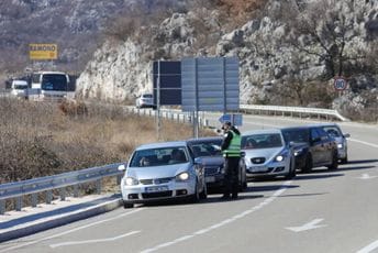 Saobraća se po pretežno suvim putevima
