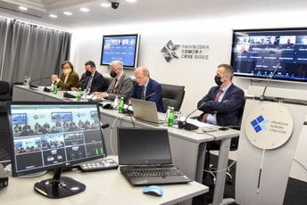 Privredna komora pouzdan oslonac privrede u svakom vremenu Privredna komora pouzdan oslonac privrede u svakom vremenu