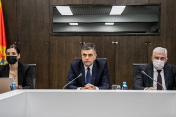 Socijalnom savjetu preporučeno da se pokrene postupak ratifikacije Konvencije o eliminaciji nasilja i uznemiravanja u svijetu rada Socijalnom savjetu preporučeno da se pokrene postupak ratifikacije Konvencije o eliminaciji nasilja i uznemiravanja u svijetu rada