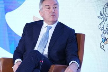 Đukanović: Crnogorski identitet je na udaru Đukanović: Crnogorski identitet je na udaru