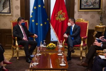 Lajčak Bečiću: Reforme u oblasti pravosuđa sprovoditi u saradnji sa evropskim partnerima Lajčak Bečiću: Reforme u oblasti pravosuđa sprovoditi u saradnji sa evropskim partnerima