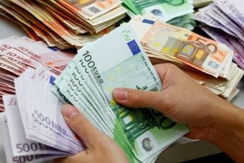 Odobrene subvencije za februarske zarade zaposlenih na plaćenom odsustvu u opštinama Budva i Tivat Odobrene subvencije za februarske zarade zaposlenih na plaćenom odsustvu u opštinama Budva i Tivat