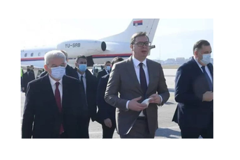 Vučićev nacionalizam uvijen u folije lažne solidarnosti Vučićev nacionalizam uvijen u folije lažne solidarnosti