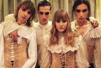 SANREMO: Pobjednik je grupa ,,Maneskin”, predstavljaće Italiju na ,,Evroviziji” SANREMO: Pobjednik je grupa ,,Maneskin”, predstavljaće Italiju na ,,Evroviziji”