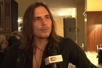 Marunović meta uvreda i prijetnji koje ugrožavaju njegovu bezbjednost Marunović meta uvreda i prijetnji koje ugrožavaju njegovu bezbjednost