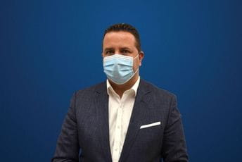 Eraković pozvao građane da se vakcinišu: Pokažimo ono što vlast nije– čojstvo i razboritost Eraković pozvao građane da se vakcinišu: Pokažimo ono što vlast nije– čojstvo i razboritost