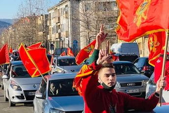 Nikšićani od podne na Bogetićima i Carevom mostu Nikšićani od podne na Bogetićima i Carevom mostu