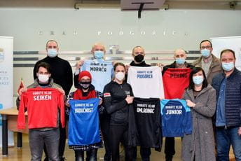 Sekretarijat za kulturu i sport Glavnog grada donirao opremu karate klubovima Sekretarijat za kulturu i sport Glavnog grada donirao opremu karate klubovima