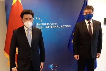 Lajčak i Abazović: CG da izbjegne nazadovanje u reformama Lajčak i Abazović: CG da izbjegne nazadovanje u reformama