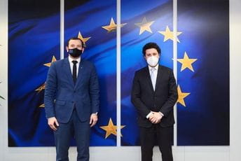 Abazović sa Sinkevičiusom i Lajčakom: Vlada će posvećeno raditi na reformama Abazović sa Sinkevičiusom i Lajčakom: Vlada će posvećeno raditi na reformama