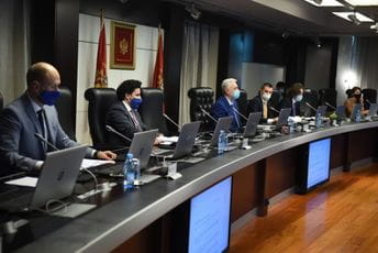 Revidirane smjernice makroekonomske i fiskalne politike Revidirane smjernice makroekonomske i fiskalne politike