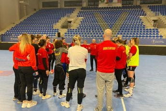 Gojko, "lavice" i Crna Gora su uz tebe! Gojko, "lavice" i Crna Gora su uz tebe!