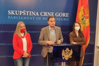 Konatar: Pokrenućemo inicijativu za raspisivanje referenduma u vezi eksploatacije nafte i gasa u CG Konatar: Pokrenućemo inicijativu za raspisivanje referenduma u vezi eksploatacije nafte i gasa u CG