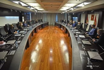 Održane konsultacije, diplomatsko-konzularni predstavnici se vraćaju na dužnost Održane konsultacije, diplomatsko-konzularni predstavnici se vraćaju na dužnost