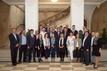 Međunarodno udruženje vodovodnih preduzeća u slivu rijeke Dunav IAWD – Glas Dunava Međunarodno udruženje vodovodnih preduzeća u slivu rijeke Dunav IAWD – Glas Dunava