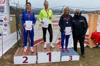 Pobjednici Slađana Perunović i Goran Bubanja, najviše medalja za AK “Lovćen” sa Cetinja Pobjednici Slađana Perunović i Goran Bubanja, najviše medalja za AK “Lovćen” sa Cetinja