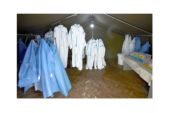 Pred ogledalom Pred ogledalom