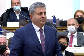 Radunović o Rezoluciji o Srebrenici: Srpski narod najveća žrtva 20. vijeka Radunović o Rezoluciji o Srebrenici: Srpski narod najveća žrtva 20. vijeka