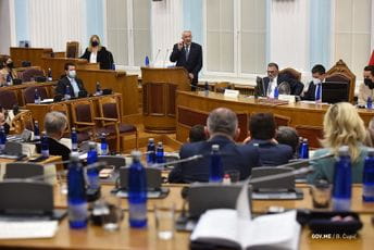 Krivokapić: Referendum o eksploataciji nafte koštao bi dva miliona eura, prekidanje istraživanja oko 100 miliona Krivokapić: Referendum o eksploataciji nafte koštao bi dva miliona eura, prekidanje istraživanja oko 100 miliona