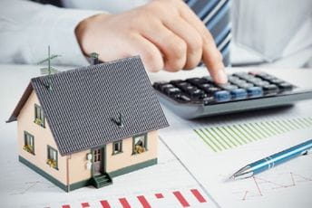 Legalizacija ide sporo: Od 52.000 zahtjeva riješeno 1.185 Legalizacija ide sporo: Od 52.000 zahtjeva riješeno 1.185