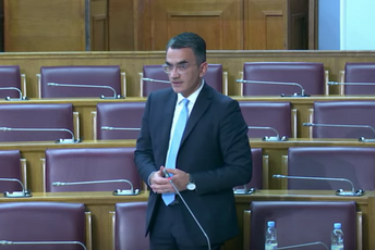 Jazuk Fulbrajta! Jazuk Fulbrajta!