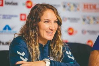 (VIDEO) Raičević podržala Pokret "IMA NAS": Sjutra svi da pokažemo da za Crnu Goru ima ko da se bori (VIDEO) Raičević podržala Pokret "IMA NAS": Sjutra svi da pokažemo da za Crnu Goru ima ko da se bori