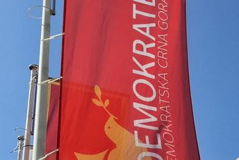 Demokrate: Nepodnošljiv ambijent za novinare Demokrate: Nepodnošljiv ambijent za novinare