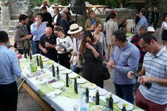 Ocjena kvaliteta djevičanskih maslinovih ulja Ocjena kvaliteta djevičanskih maslinovih ulja