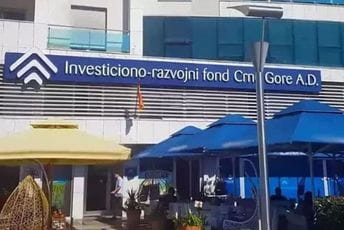 Bivše rukovodstvo IRF-a: Velizar Kaluđerović se prvi put suočava sa bankarskim poslovanjem Bivše rukovodstvo IRF-a: Velizar Kaluđerović se prvi put suočava sa bankarskim poslovanjem