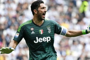 Bufon odlaže penziju Bufon odlaže penziju