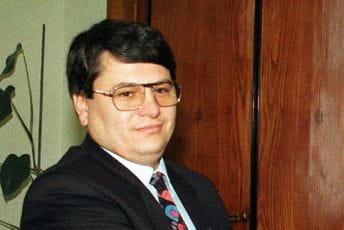 Dan žalosti u Albaniji: Bivši premijer Baškim Fino preminuo od posljedica koronavirusa Dan žalosti u Albaniji: Bivši premijer Baškim Fino preminuo od posljedica koronavirusa