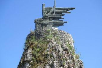 Centralna proslava 13. jula u Virpazaru Centralna proslava 13. jula u Virpazaru