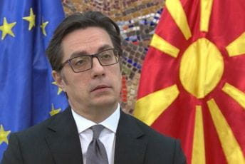 Pendarovski: Hvala Srbiji na vakcinama, ali to je sramota za Sjevernu Makedoniju Pendarovski: Hvala Srbiji na vakcinama, ali to je sramota za Sjevernu Makedoniju