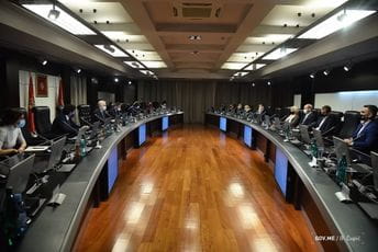 DRECUN: Budžet će se primjenjivati pola godine, više novca trebalo izdvojiti za poljoprivredu i zdravstvo DRECUN: Budžet će se primjenjivati pola godine, više novca trebalo izdvojiti za poljoprivredu i zdravstvo